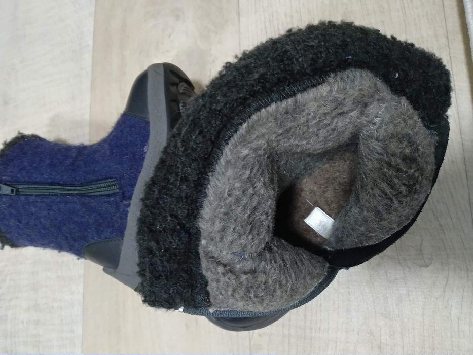 Продам детские валенки Котофей