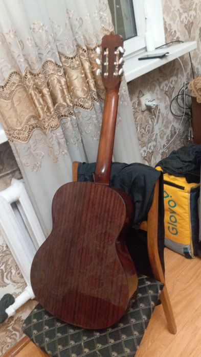 Гитара  домбыра пи