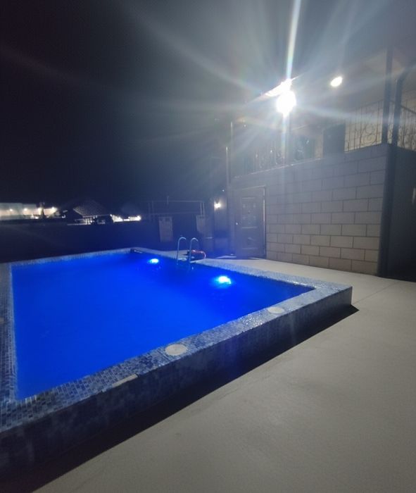 Сдается коттедж по суточно