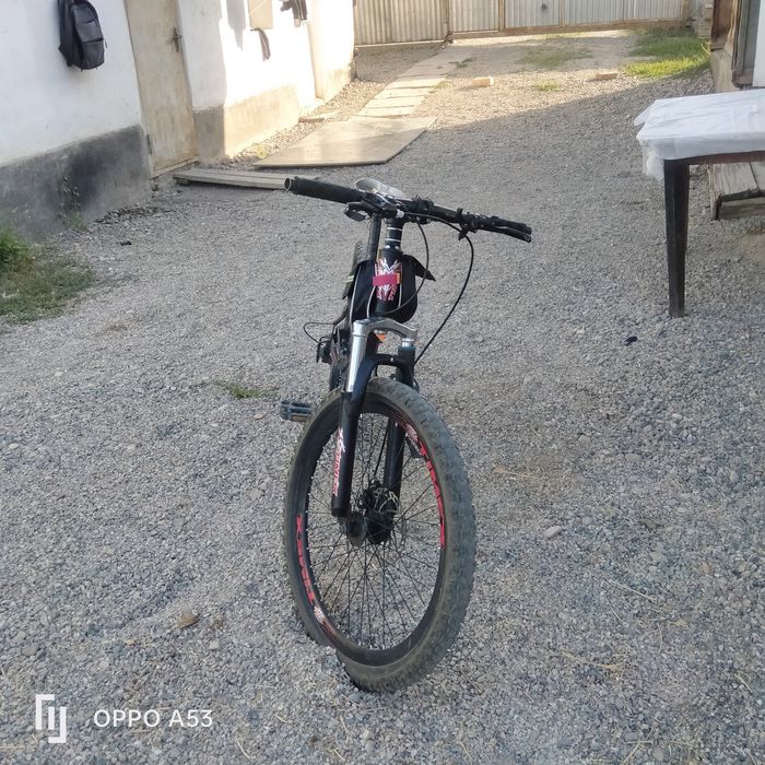 Велик продаётся хорошая