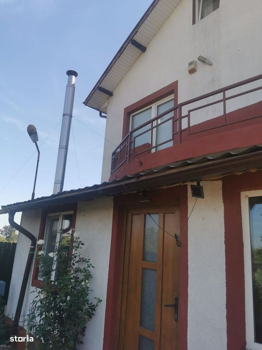 Vila P+1+M cu foisor, beci si garaj, Frumusani