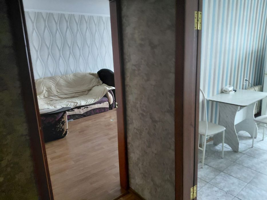 Продам 2хком квартиру район Достык Молл.