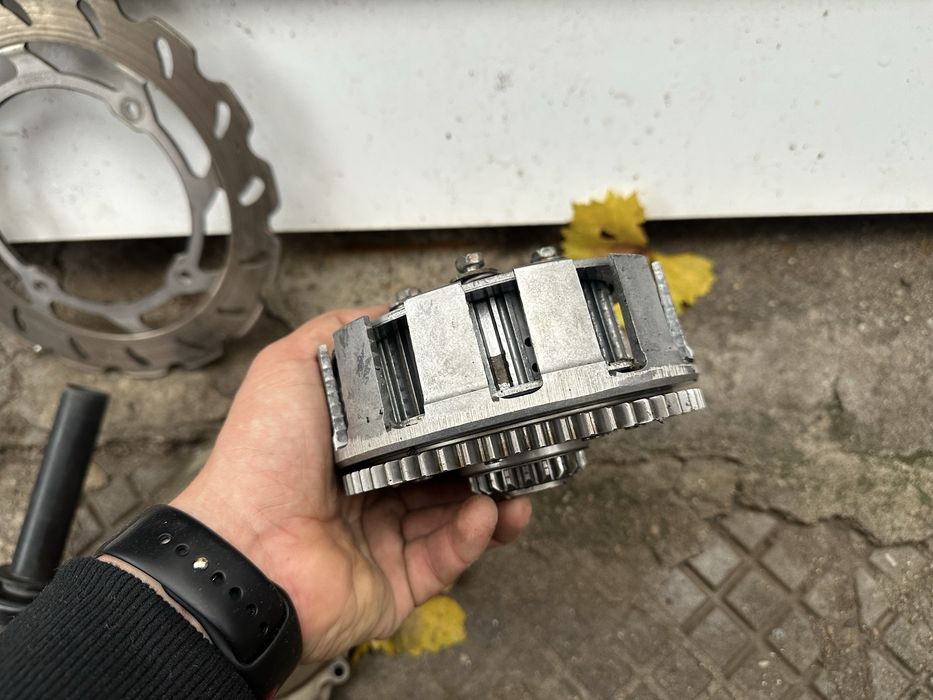 Части за crf 250 2004