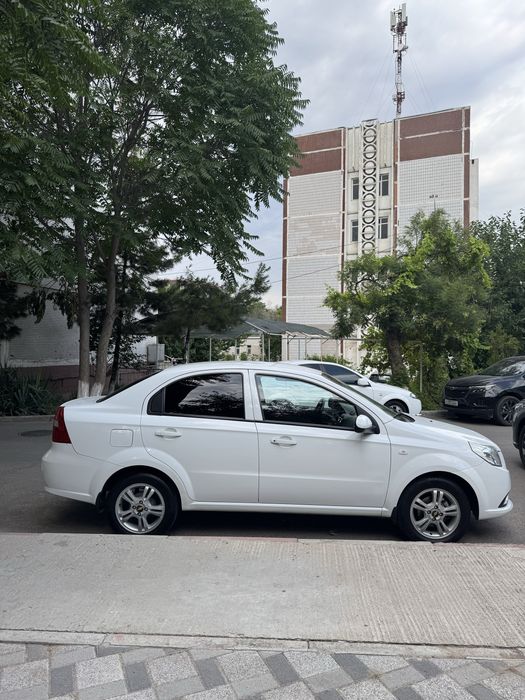 Нексия 3 2019 автомат