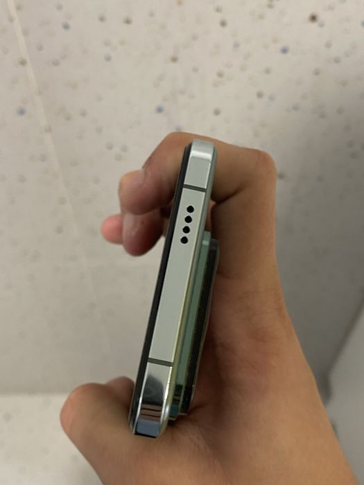 Xiaomi 14 pro iphone 11
