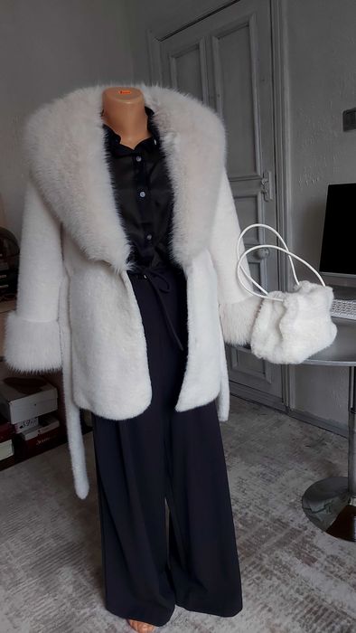 Продам Шубу Эконорка