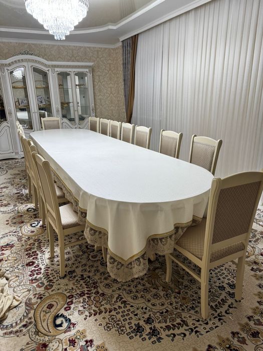 Продам стол со стульями