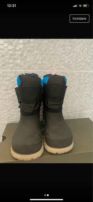 Cizme pentru zapada  marimea 28