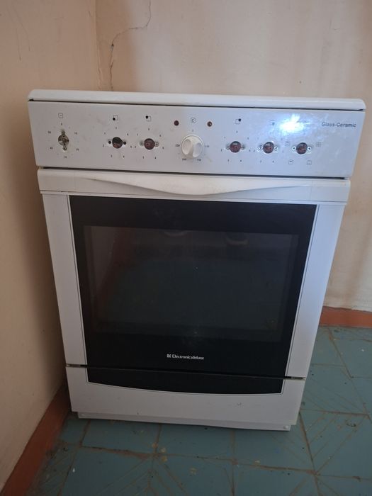 Продам плитку  в хорошем состоянии