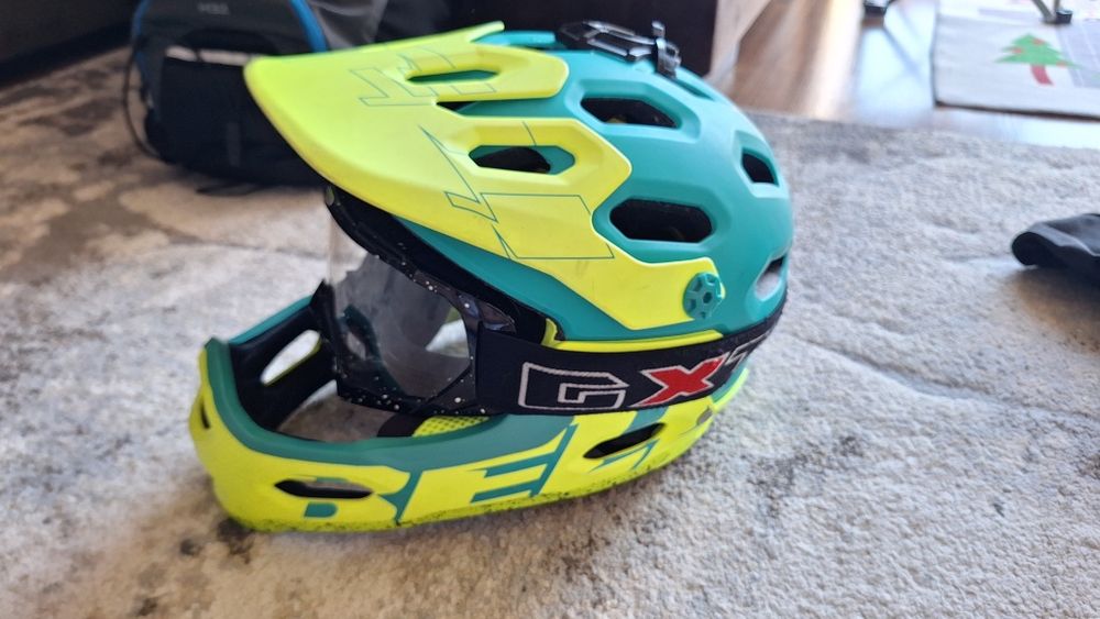 Шлем Bell Super 3R Mips