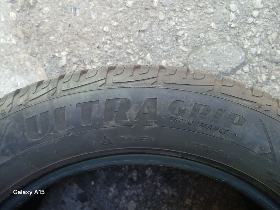 Goodyear ULTRA GRIP M+S 225/55R17