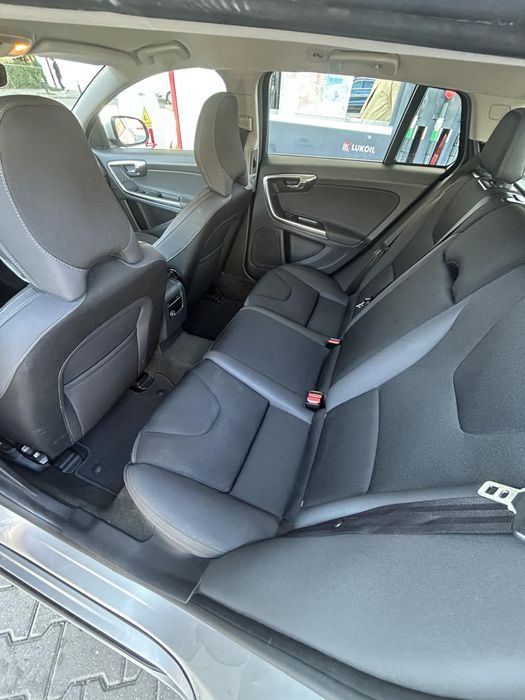 Volvo V60 1.6 diesel automat 2014