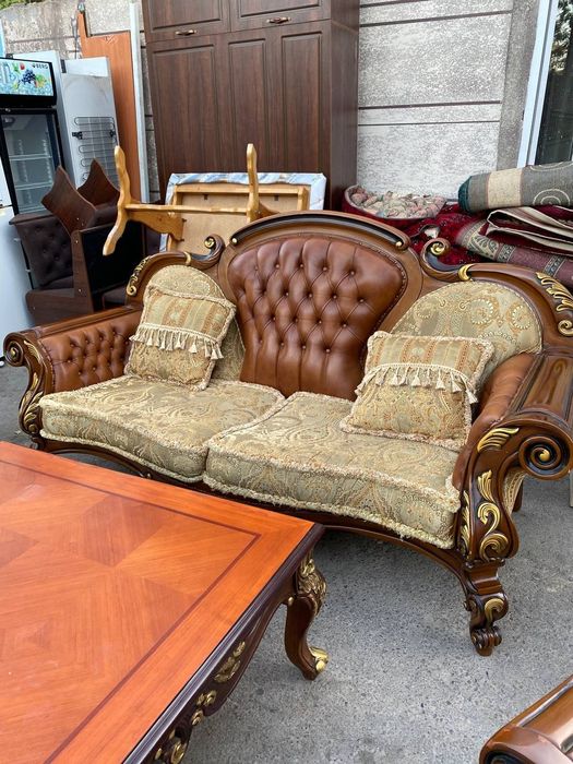 Продам привозной оргинал диван кресло