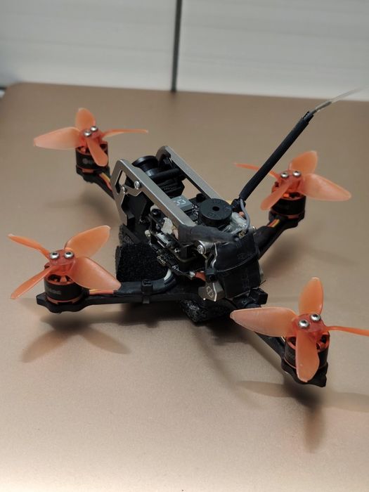 Dronă fpv 3 inch stare impecabilă