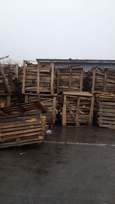 Срочно продам сломанные палеты,дрова б/у