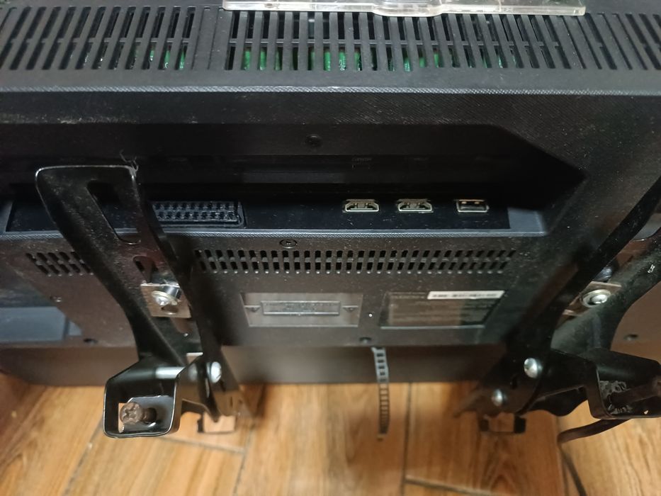 Телевизор Samsung 32 на запчасти