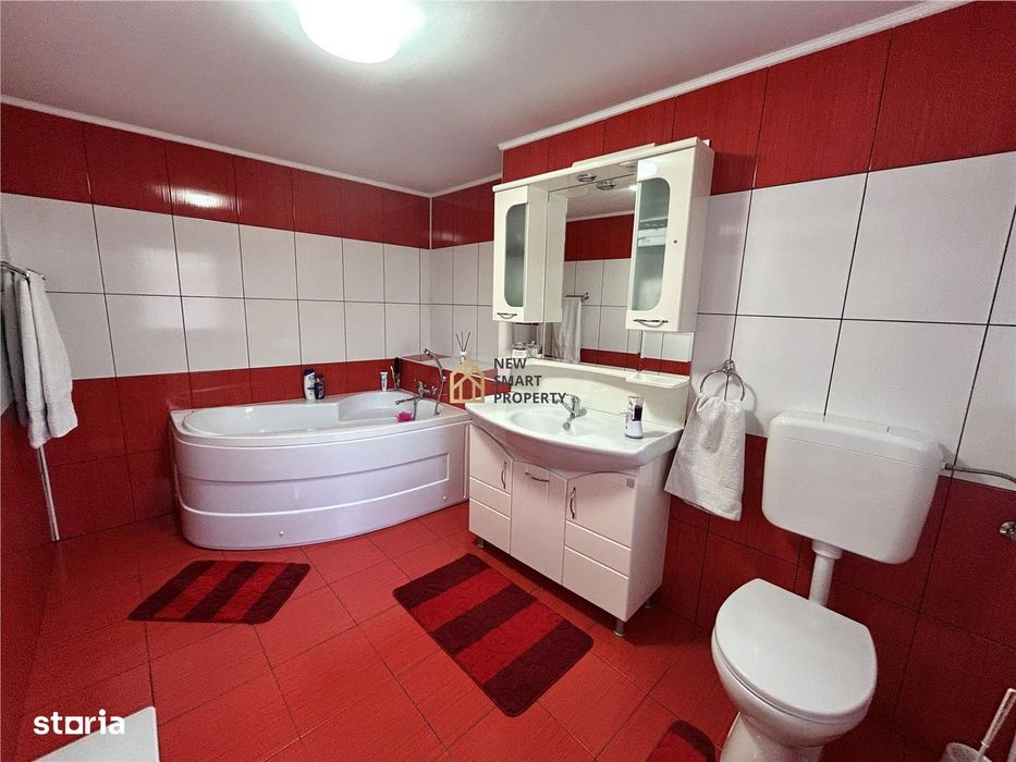 De vanzare casa 4 camere Cantemir