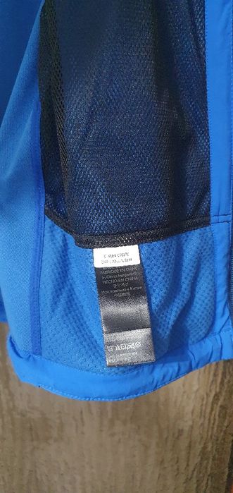 Vând geacă softshell