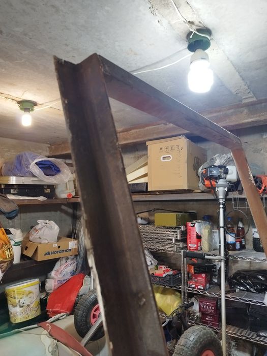 Продам железную дверь