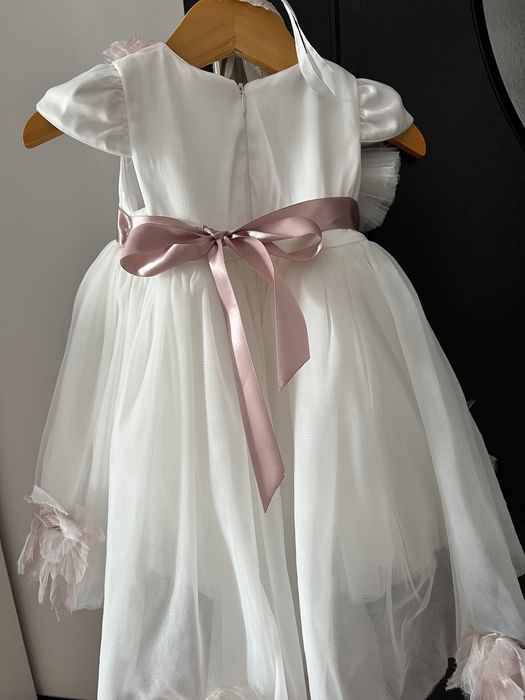 Rochita cu trena 6-9 luni