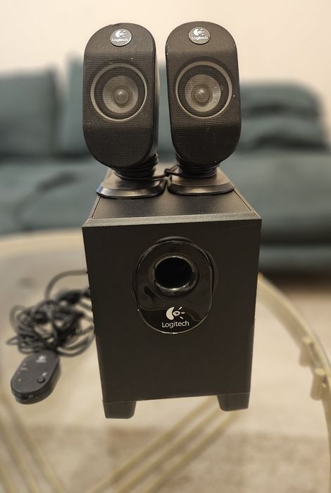 Sistem LOGITECH 2.1 ( X-210)