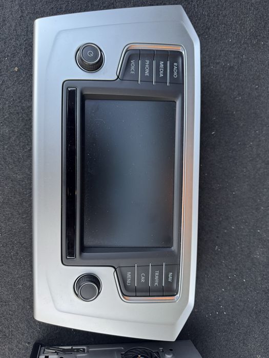 Navigatie Passat B8 / Golf 7 / skoda / volkswagen / tiguan / t-rock
