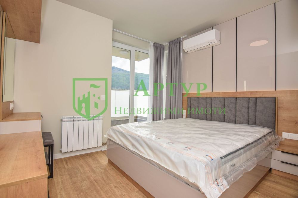 Дава се под наем Тристаен апартамент в София, Кръстова вада - 105 кв.м за 1100 € - Снимка #5