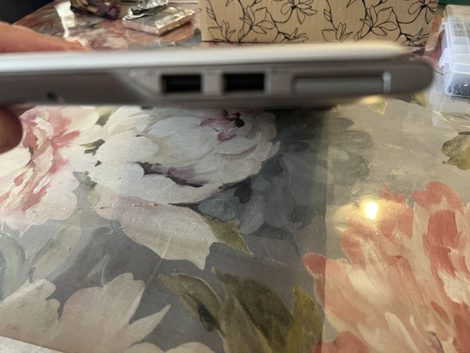 Лаптоп Samsung np530u3b