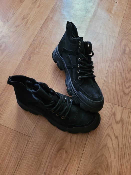 Ботинки женские (39 р-р)