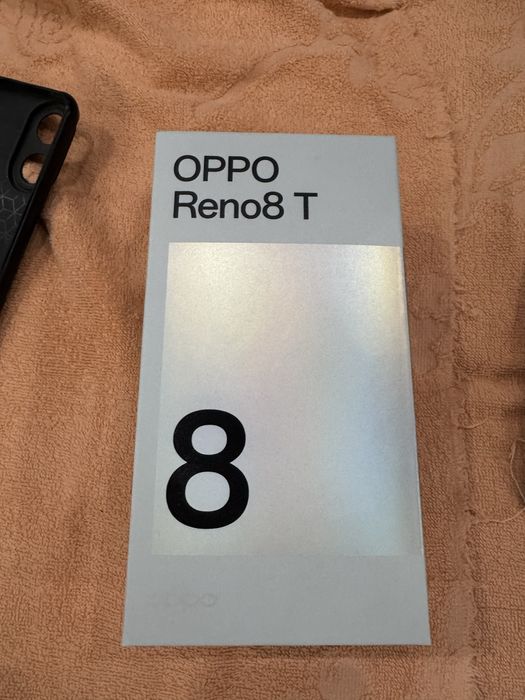Продам телефон oppo reno 8