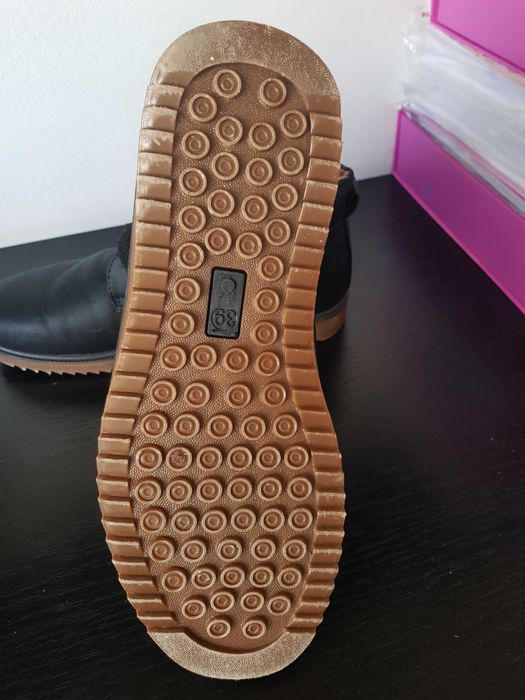 Pantofi negri cu siret 39 (25 cm)