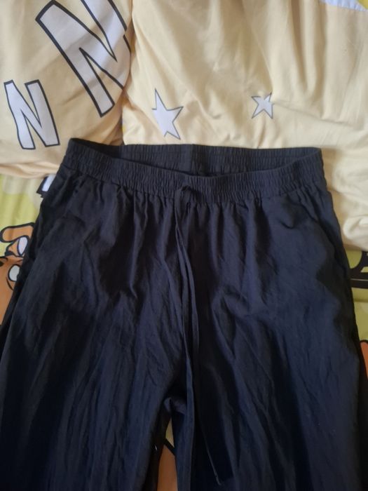 Pantaloni negri din bumbac