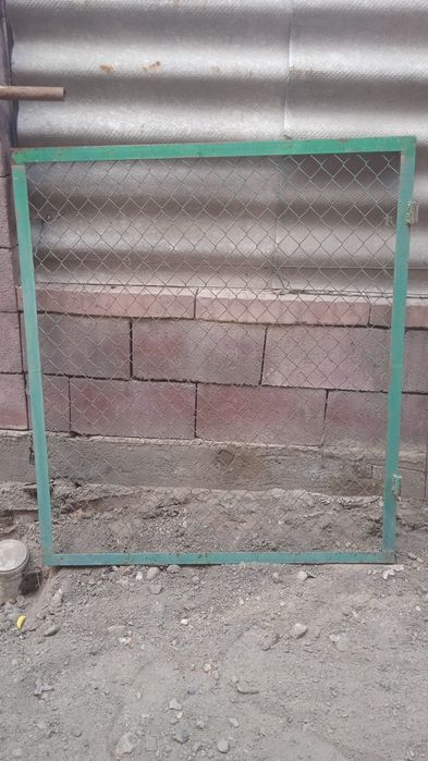 Забор сетка рабица,цена за секцию.