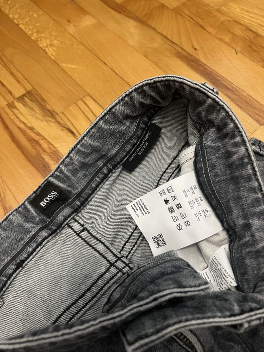 HUGO BOSS мъжки дънки 30/32