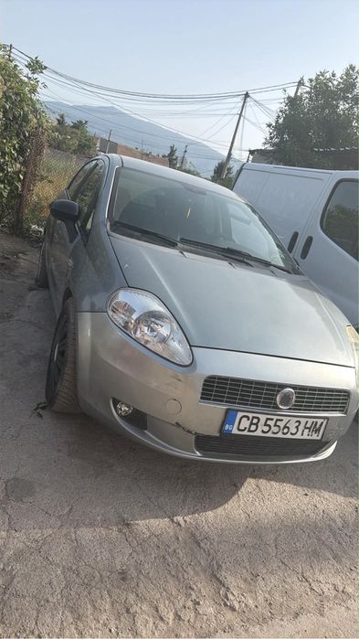 Fiat Punto grande 1.4 75 коня