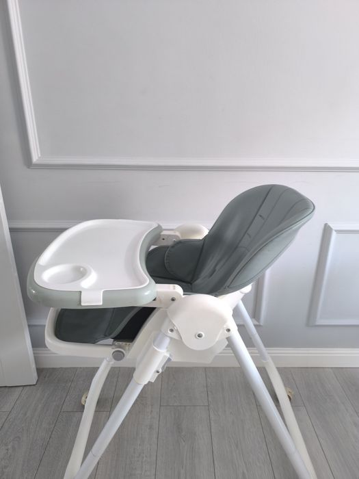 Продам стульчик для кормления