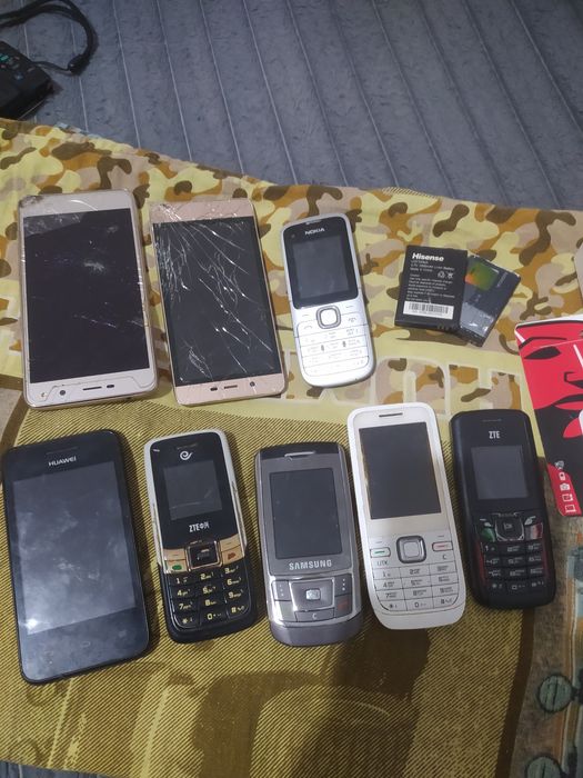 Продам сотовые телефоны б.у.
