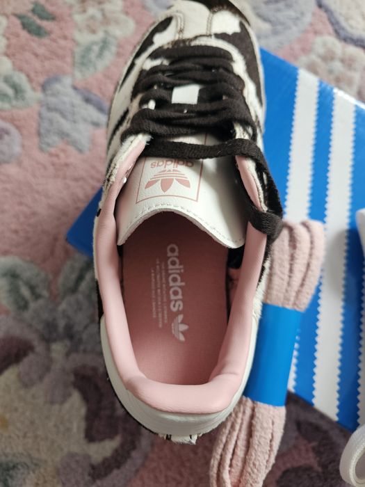 Adidas cow print 37 true to size, piele