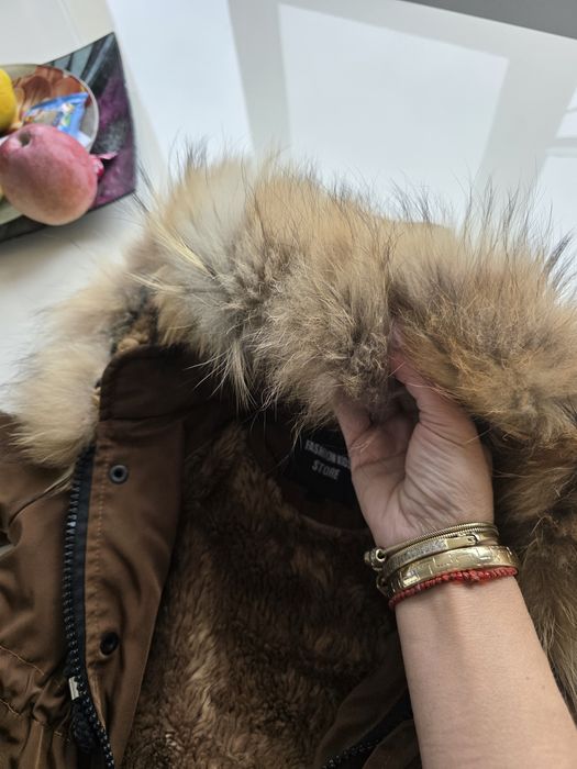 Детска парка с голям пух