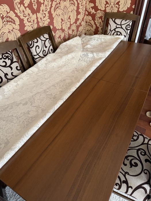 Продам стол со стульями