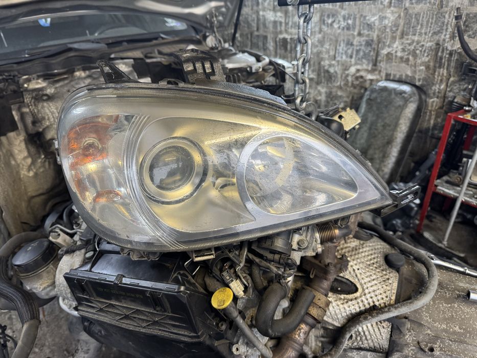 Комплект фарове за Mercedes ML W163 Facelift