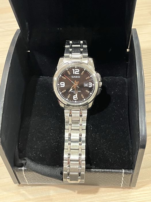 Продам часы Casio