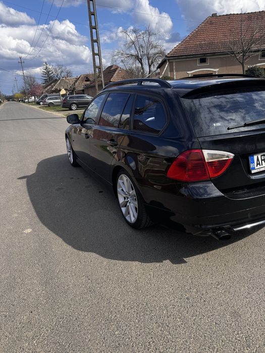 Bmw 320 163 cp  .