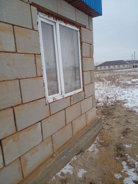 Участок с времянкой