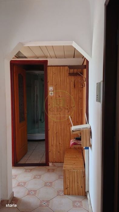 Apartament de vanzare doua camere decomandat, Vasile Aaron!