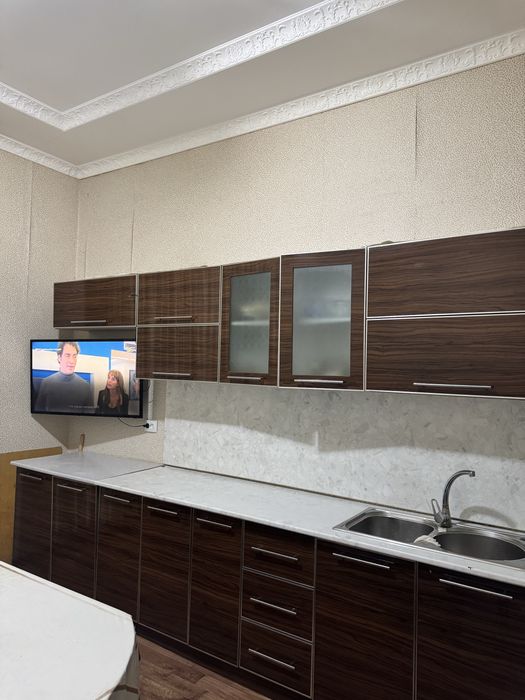 Кухонный гарнитур сатылады.