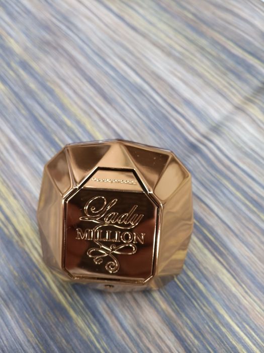 Парфюм "жена за милион"
