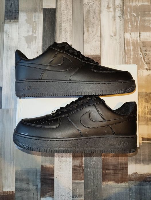 Nike Air Force 1 Low Triple Black