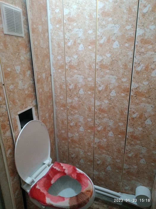 Продам 2 х комнатную квартиру 8 микрорайон Чинара