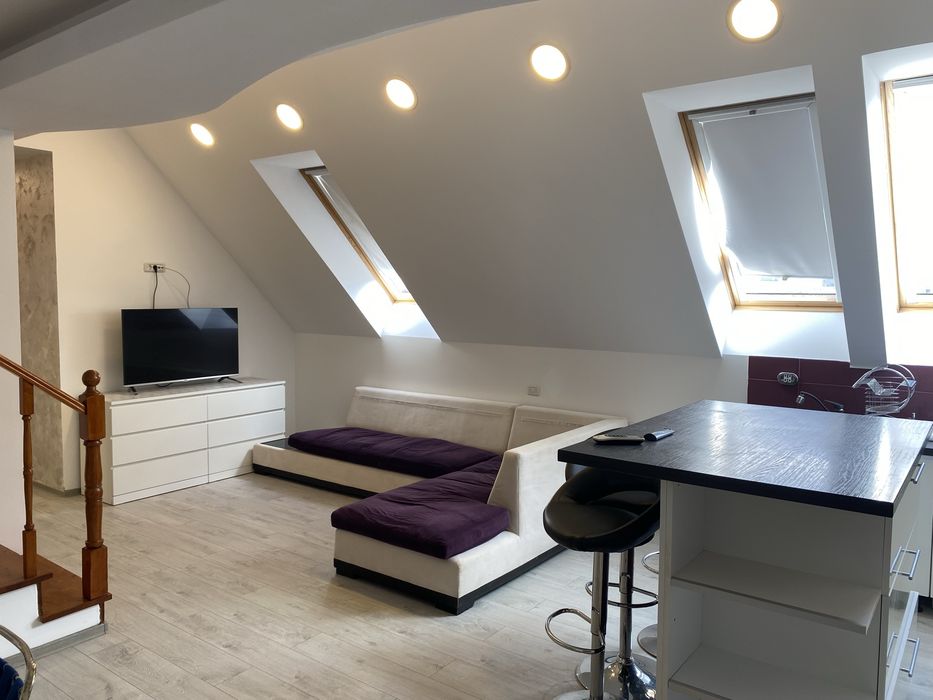 Apartament 4 camere zona Torontalului